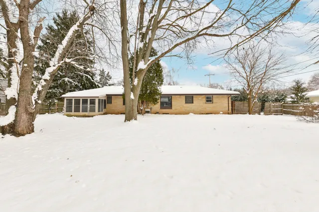 $400,000 | W131S6689 Kipling Drive, Muskego, WI 53150