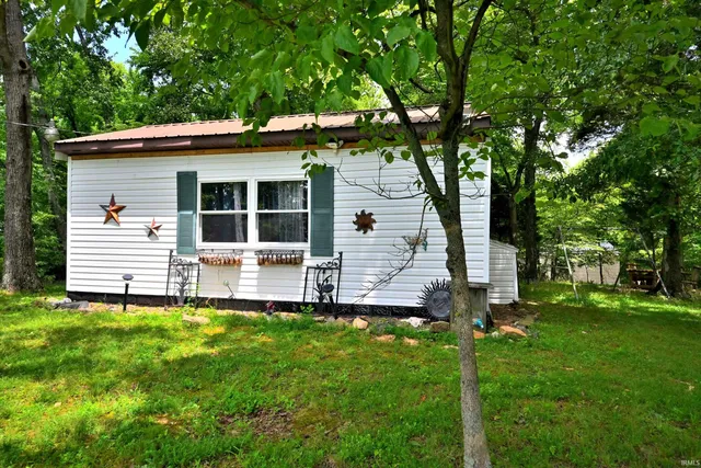 $159,700 | 12733 Yellowbanks Trail, Dale, IN 47523