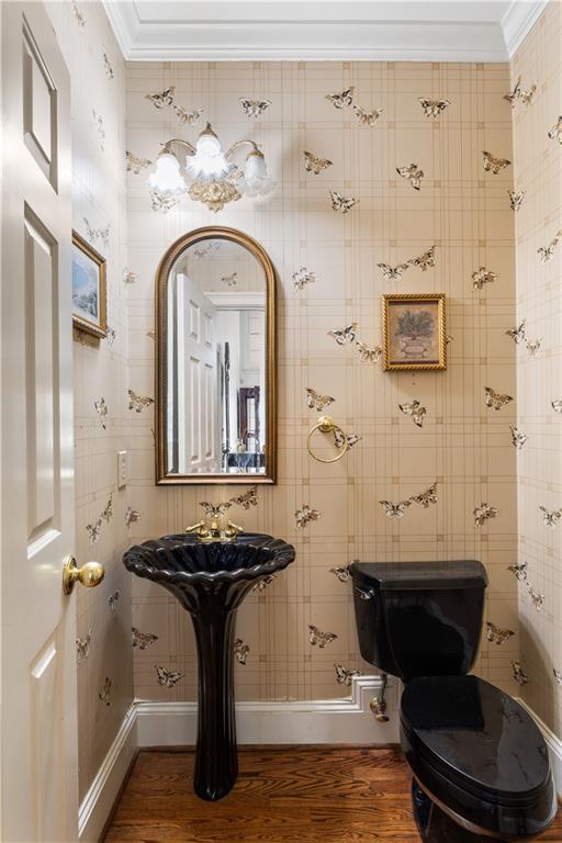 3910 Spalding Bluff Drive Peachtree Corners, GA 30092 - Photo 14 of 35 a bathroom with a sink and a mirror