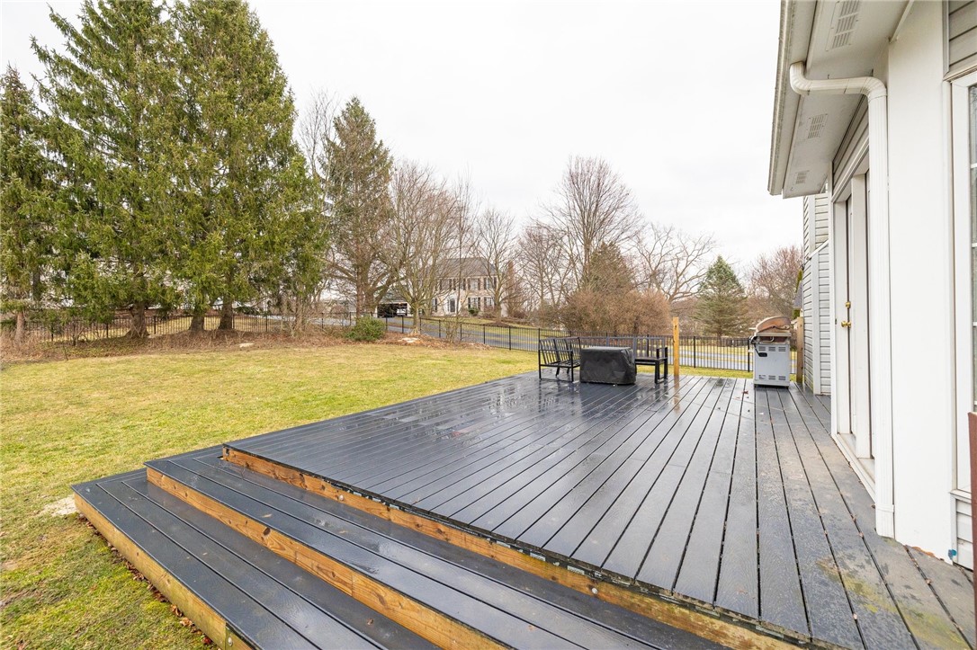 52 Valewood Run Perinton, NY 14526 - Photo 31 of 33 Deck