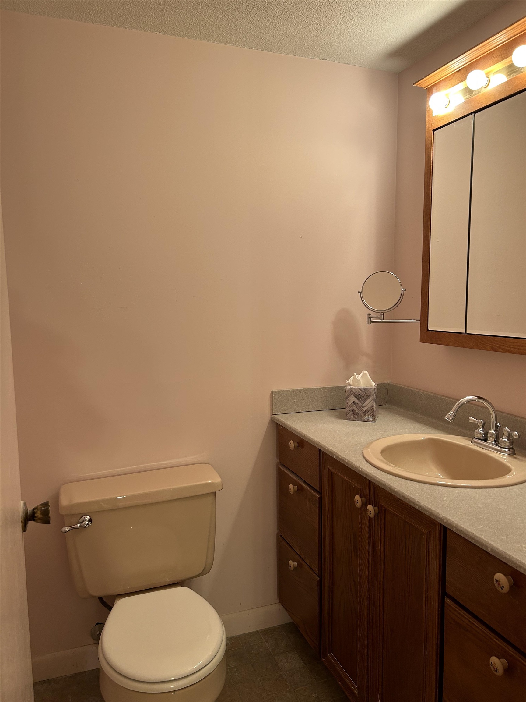 17 Amoskeag Road Concord, NH 03301 - Photo 10 of 13 Gallery Image 10