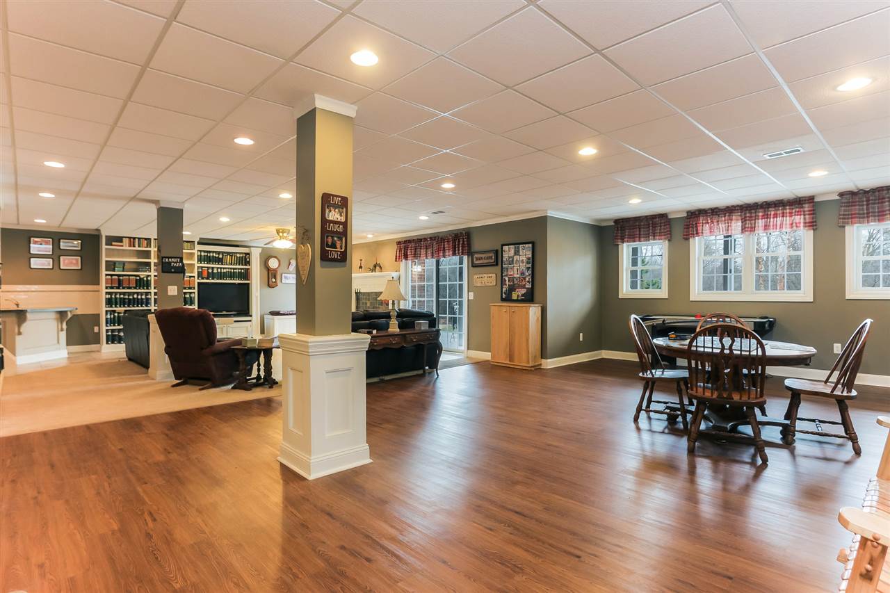 52521 Shelby Road Utica, MI 48316 - Photo 43 of 78 31316000-42.JPG