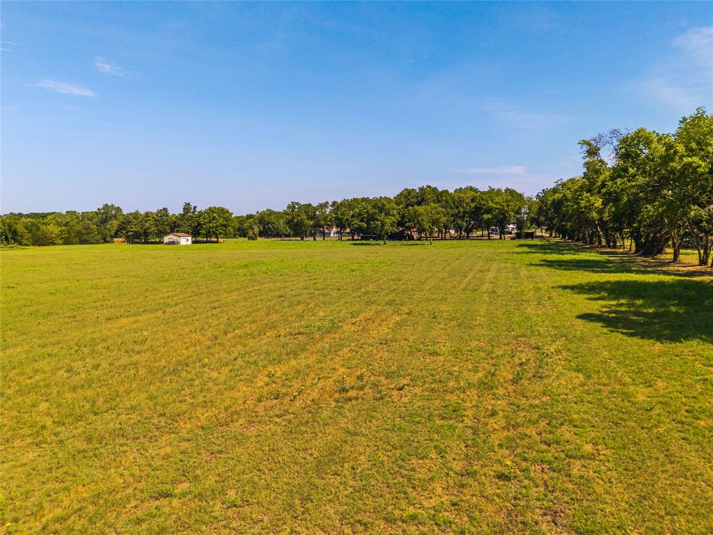 9574 County Road 502 Blue Ridge, TX 75424 - Photo 14 of 33 a view of an ocean from a city