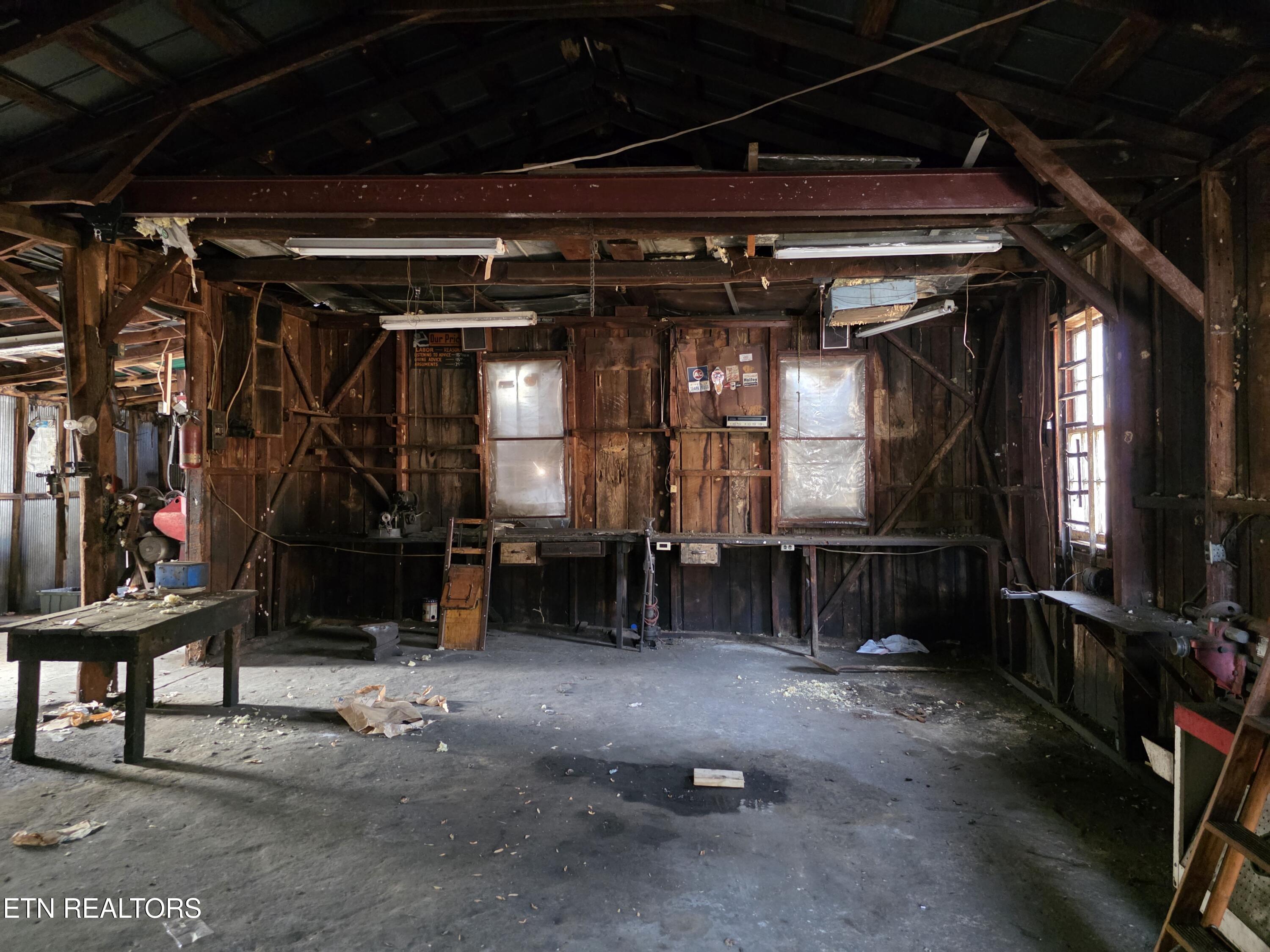 385 Shelton Road Newport, TN 37821 - Photo 20 of 44 1000022960