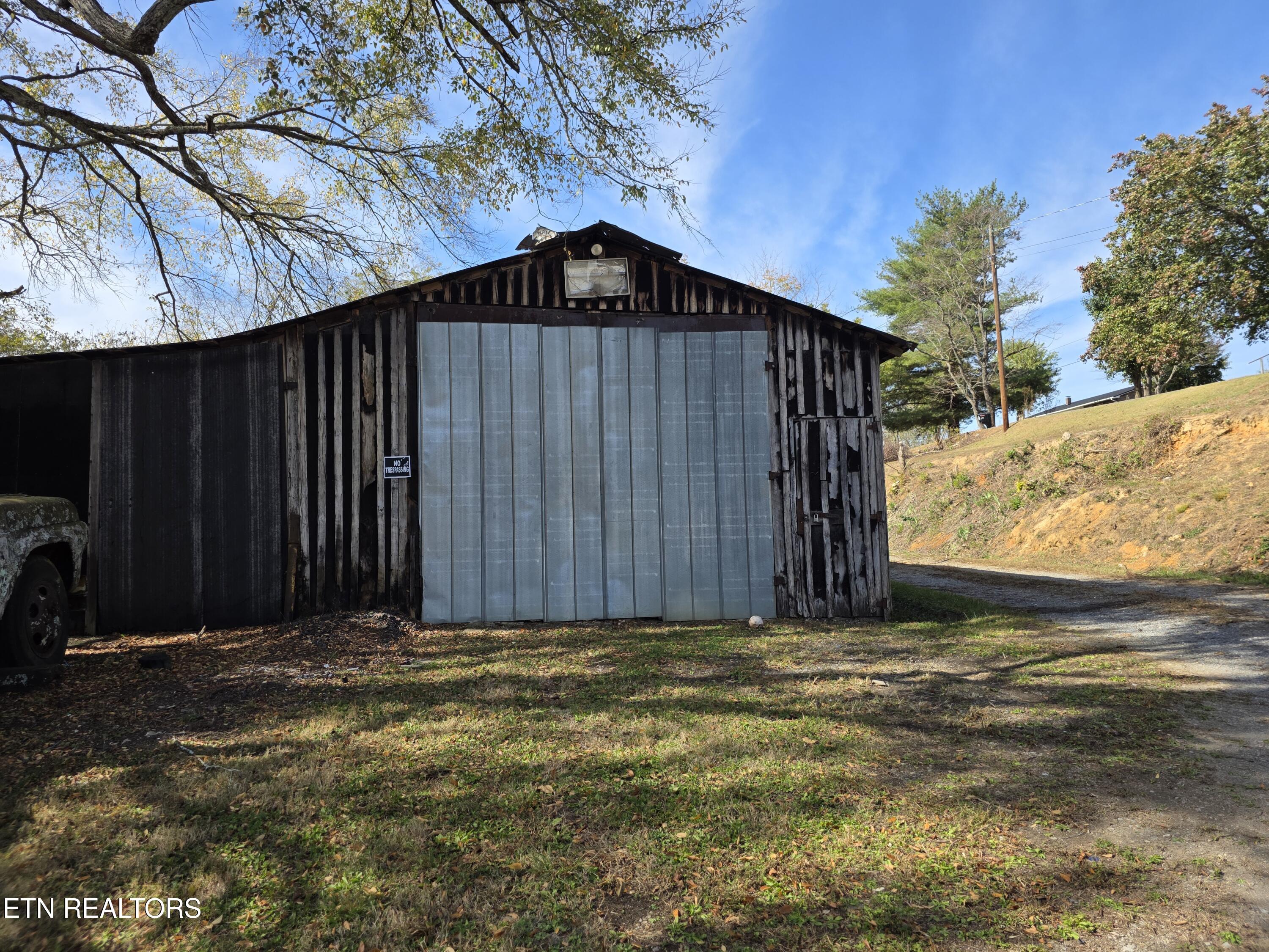 385 Shelton Road Newport, TN 37821 - Photo 2 of 44 1000022961