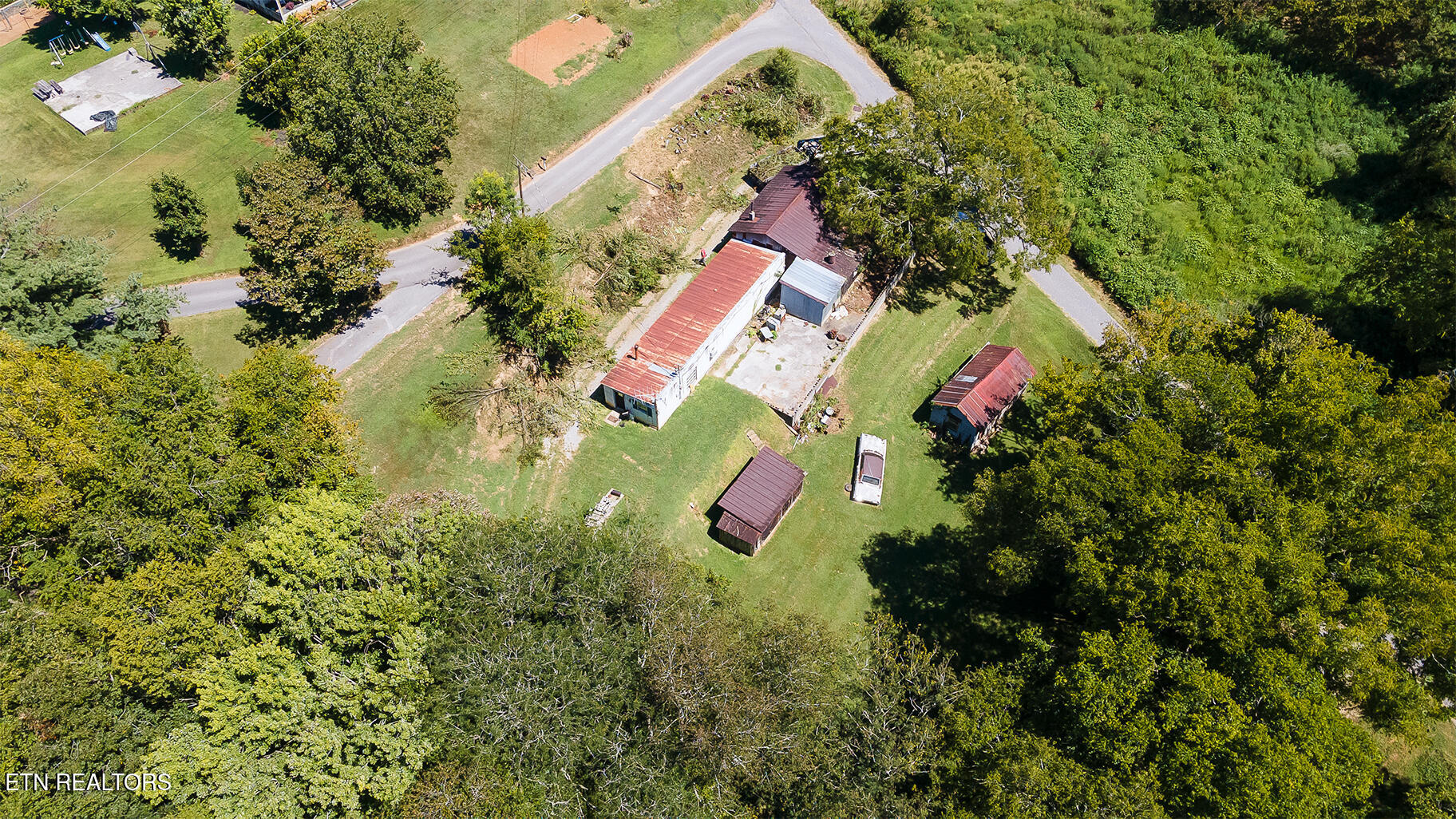 385 Shelton Road Newport, TN 37821 - Photo 40 of 44 Darbi-Neas_Aerial-0862