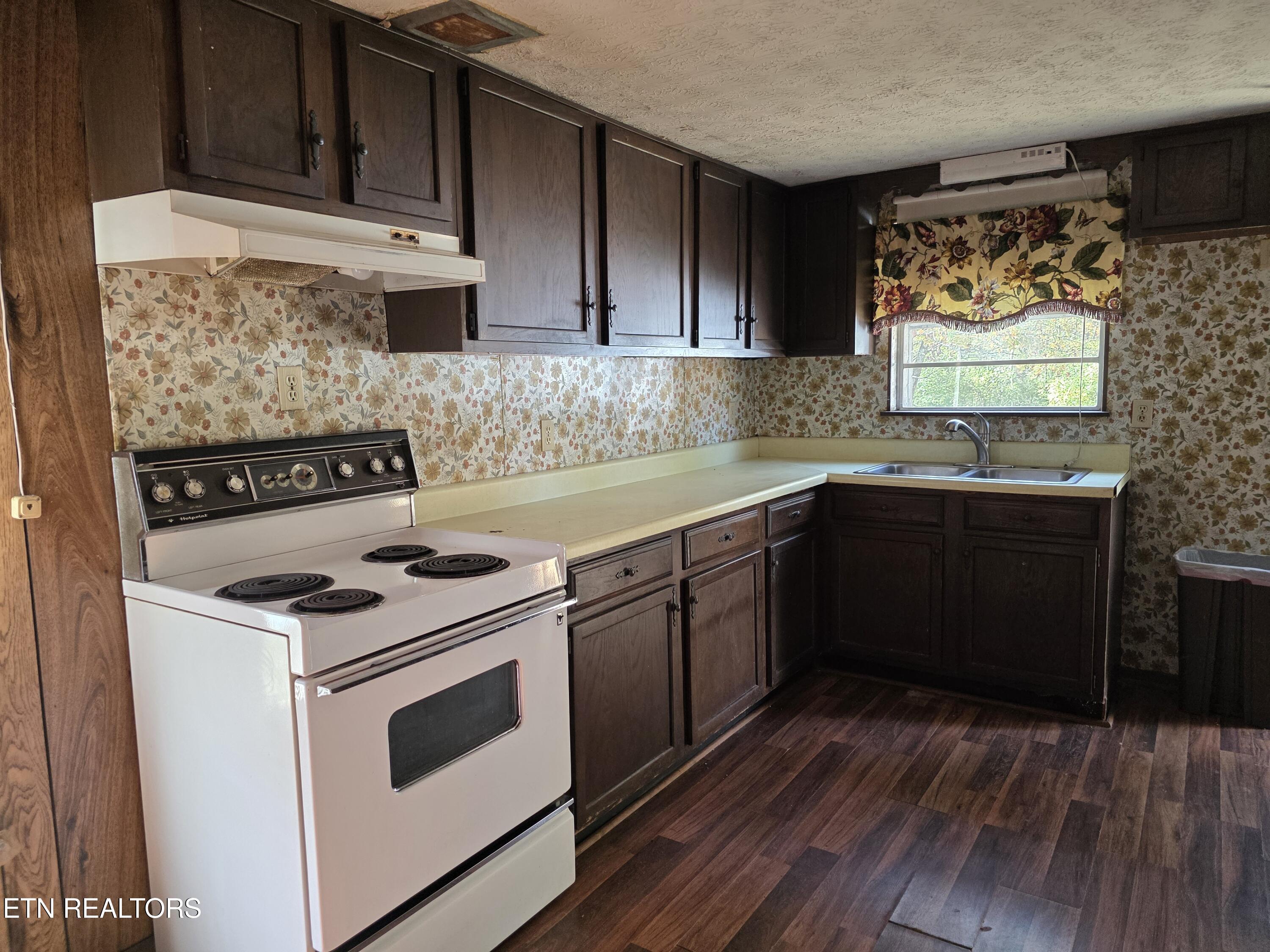 385 Shelton Road Newport, TN 37821 - Photo 6 of 44 1000022941