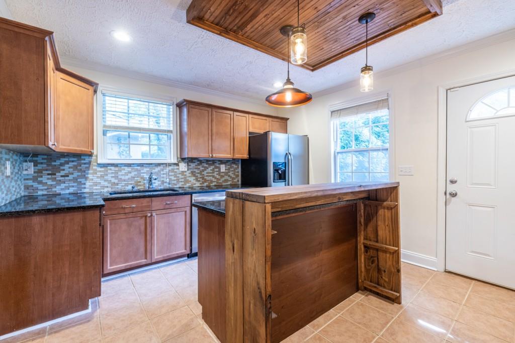656 Parker Avenue Decatur, GA 30032 - Photo 9 of 43