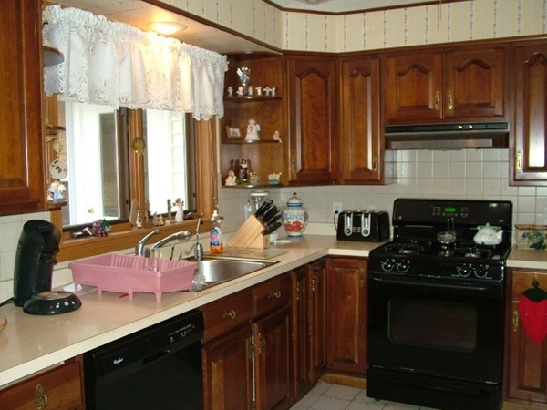 235 Number 9 Road Heath, MA 01367 - Photo 10 of 26