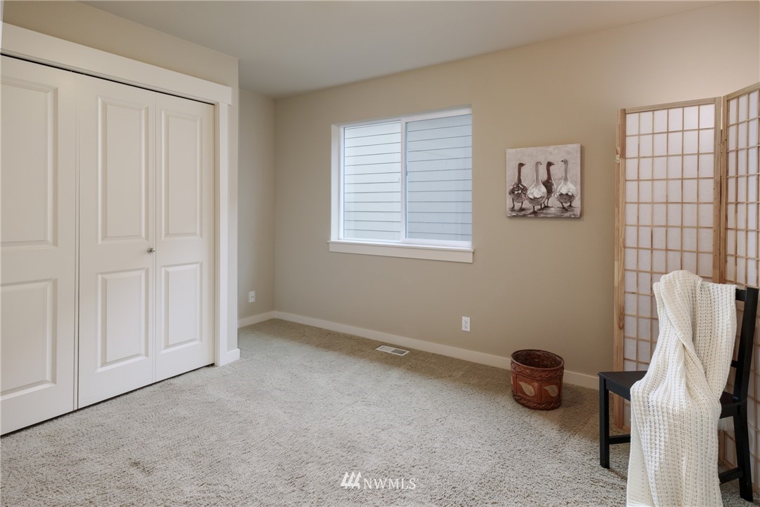 5616 Northeast 7th Place Renton, WA 98059 - Photo 22 of 24