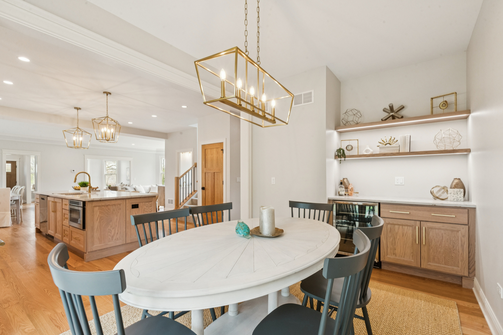 885 Geneva Road St. Charles, IL 60174 - Photo 17 of 37