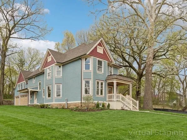 $999,900 | 885 Geneva Road, St. Charles, IL 60174
