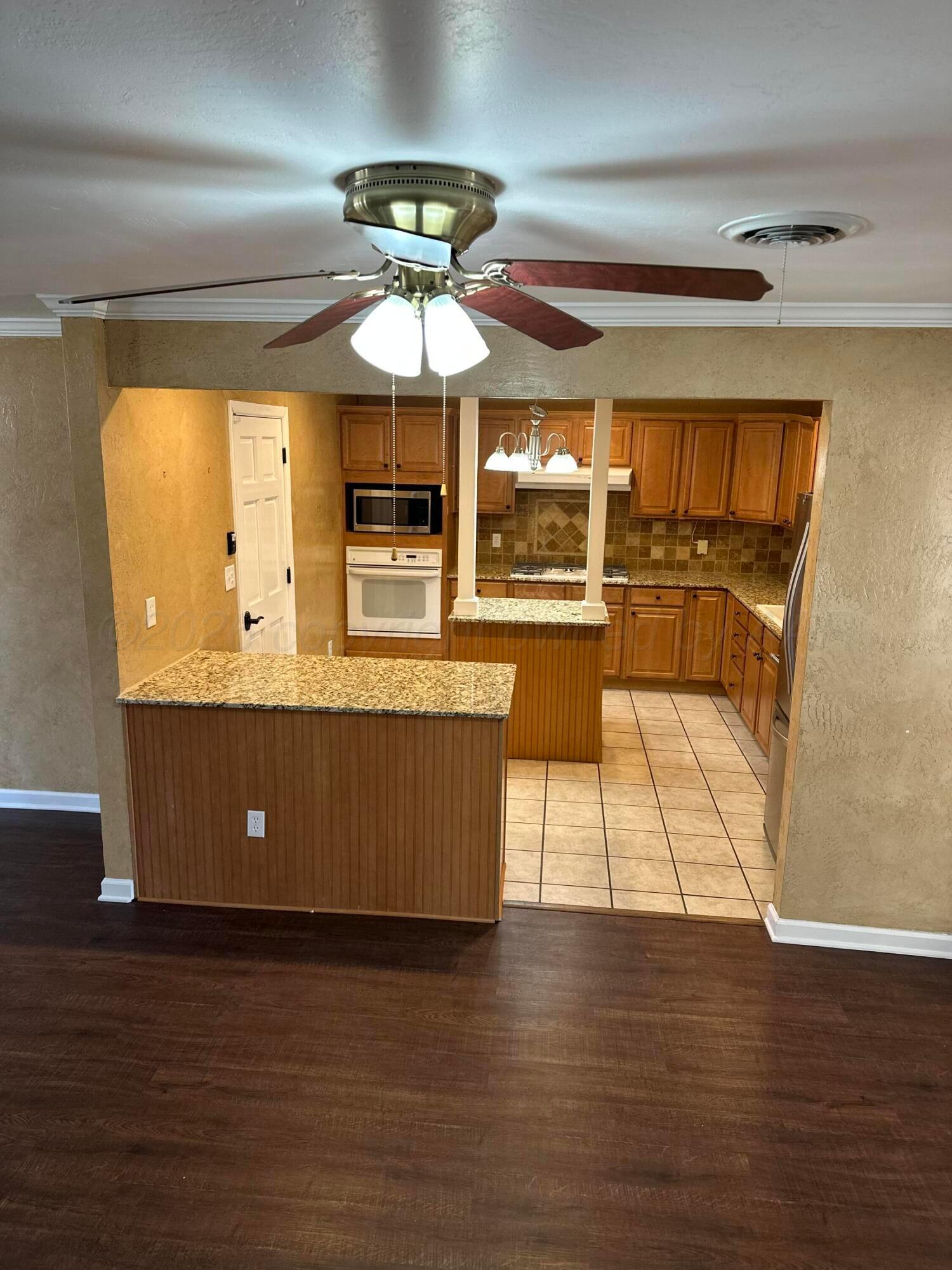 1505 Balin Road Borger, TX 79007 - Photo 7 of 31 79261266419__4CC11FAB-C90D-40C5-A20F-901