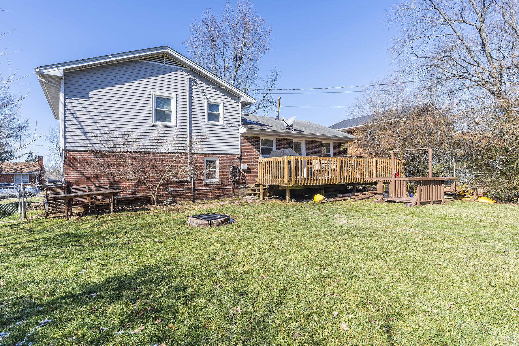 3320 Crown Crest Road Lexington, KY 40517 - Photo 29 of 31 3320crowncrest29 copy