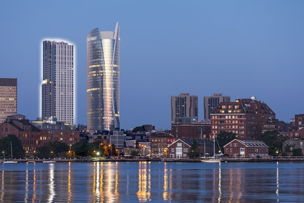 110 Sudbury Street, Unit 4002 Boston, MA 02114 - Photo 42 of 42 a front view of a building with lake view