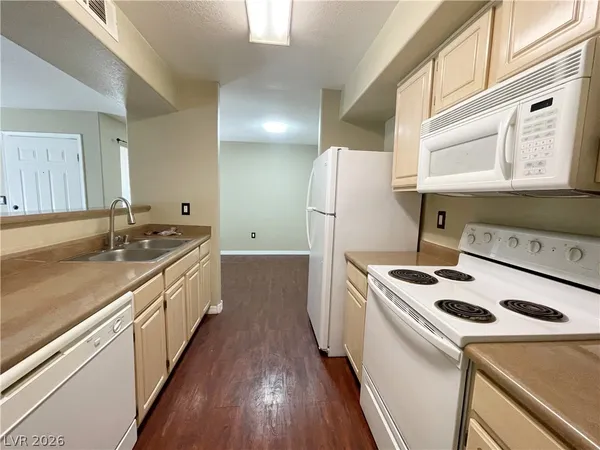 $1,290 | 555 East Silverado Ranch Boulevard, Unit 1150, Las Vegas, NV 89183