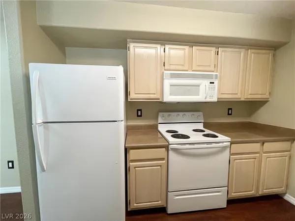 $1,290 | 555 East Silverado Ranch Boulevard, Unit 1150, Las Vegas, NV 89183