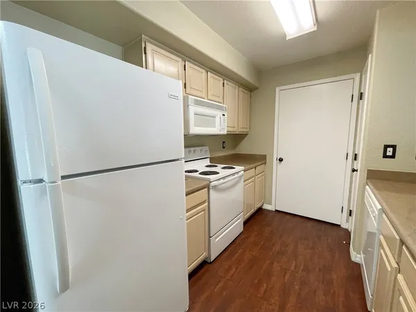 $1,290 | 555 East Silverado Ranch Boulevard, Unit 1150, Las Vegas, NV 89183