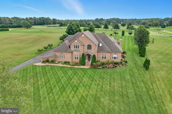 $995,000 | 328 Raven Circle, Camden Wyoming, DE 19934