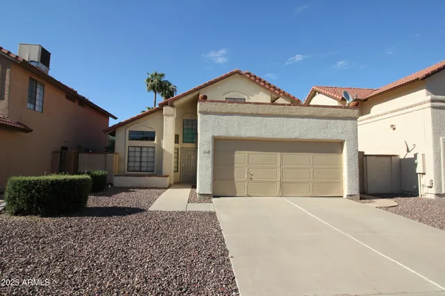 $430,000 | 932 East Manor Drive, Chandler, AZ 85225