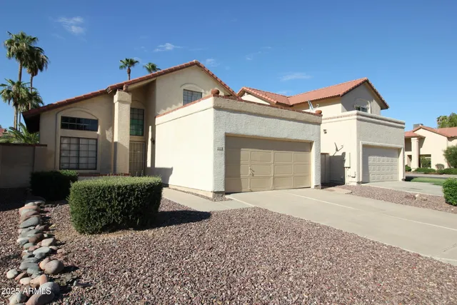 $430,000 | 932 East Manor Drive, Chandler, AZ 85225