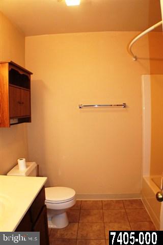 2287 North Point Drive York, PA 17406 - Photo 17 of 19
