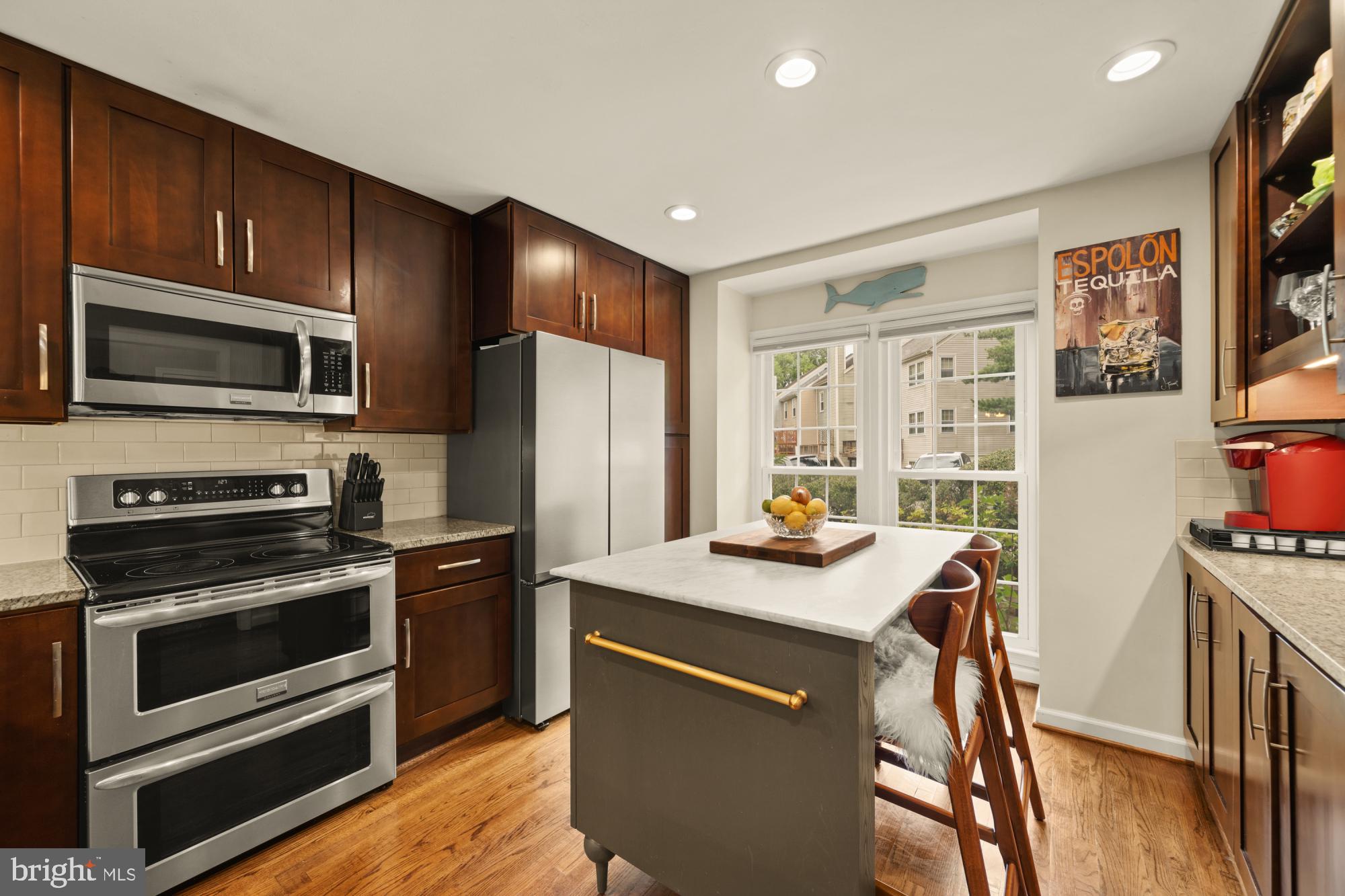 8226 Maple Ridge Avenue Springfield, VA 22153 - Photo 10 of 39