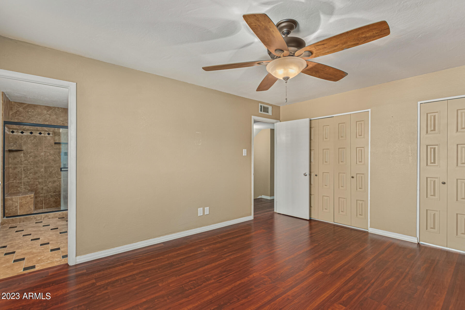 6740 South Terrace Road Tempe, AZ 85283 - Photo 25 of 43 Upstairs Primary Bedroom Bath View
