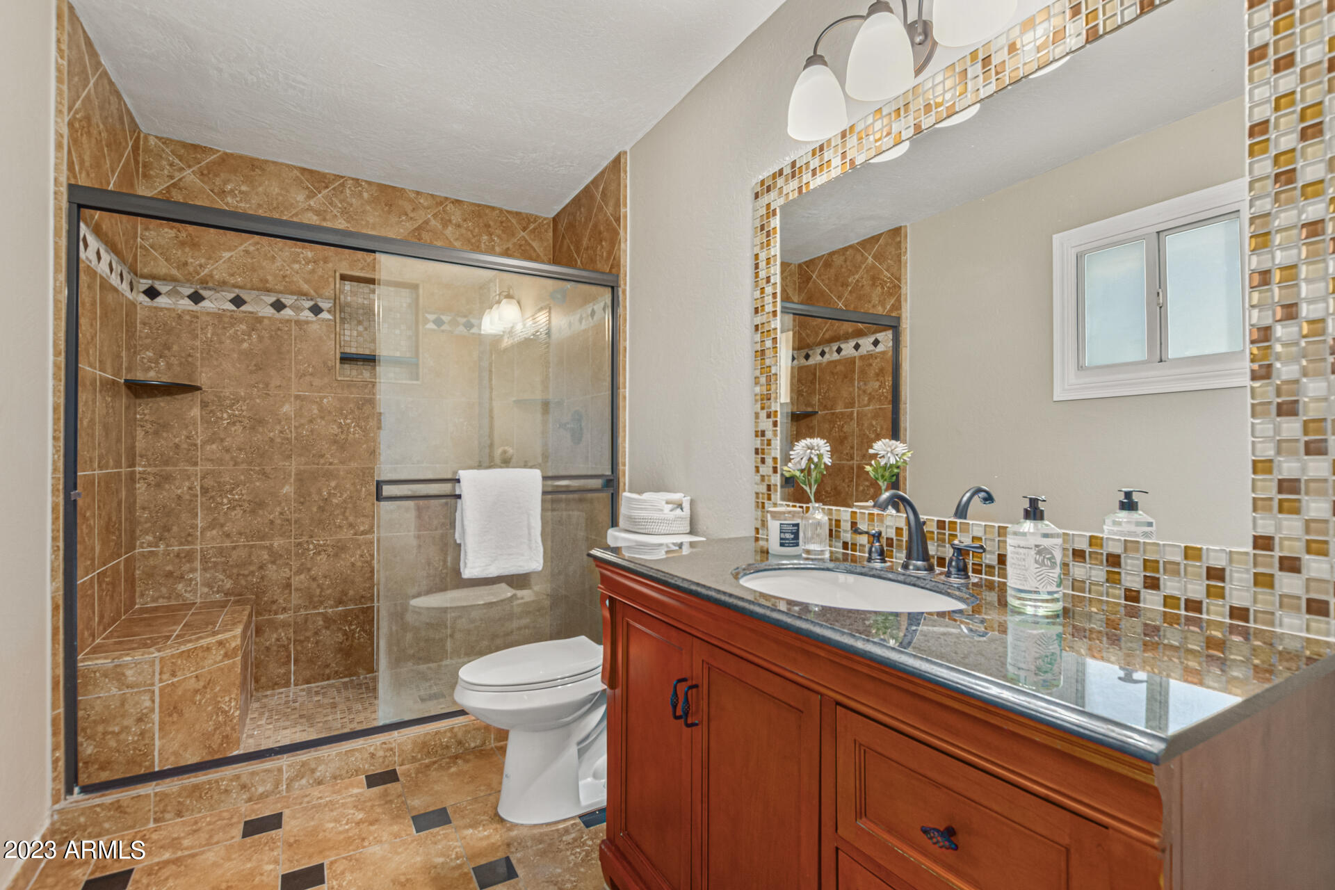 6740 South Terrace Road Tempe, AZ 85283 - Photo 5 of 43 Upstairs Primary Bathroom