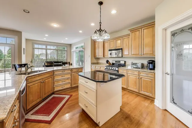 $950,000 | 24744 North Golden Oat Circle, Cary, IL 60013