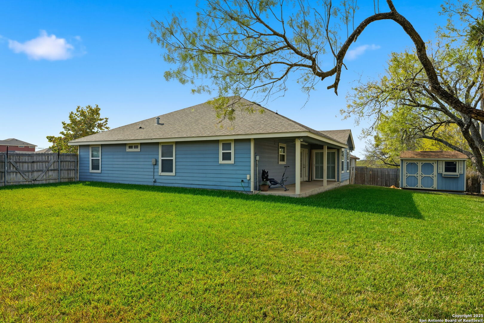 533 Indian Jourdanton, TX 78026 - Photo 26 of 27 a front view of a house with a garden