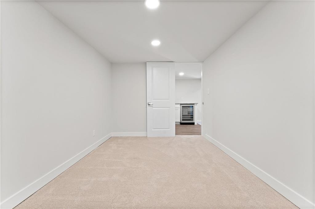 215 Moody Road Imperial, PA 15126 - Photo 33 of 50 Gallery Image 33