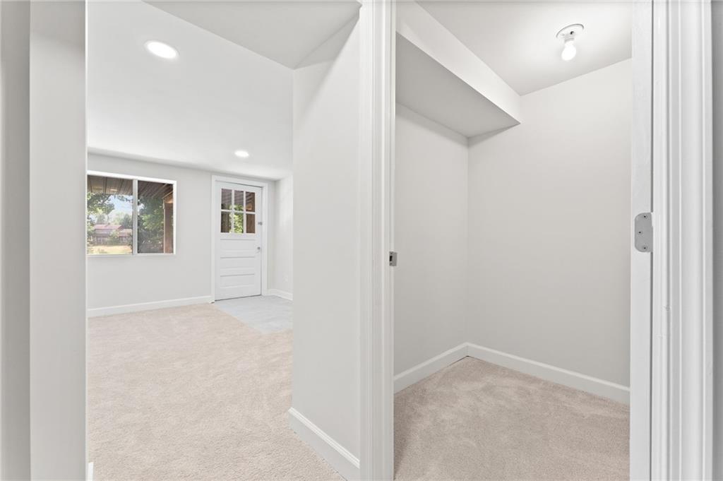 215 Moody Road Imperial, PA 15126 - Photo 36 of 50 Gallery Image 36