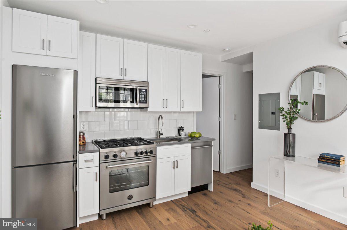 1412 15th Street Northwest, Unit 1 Washington, DC 20005 - Photo 9 of 23