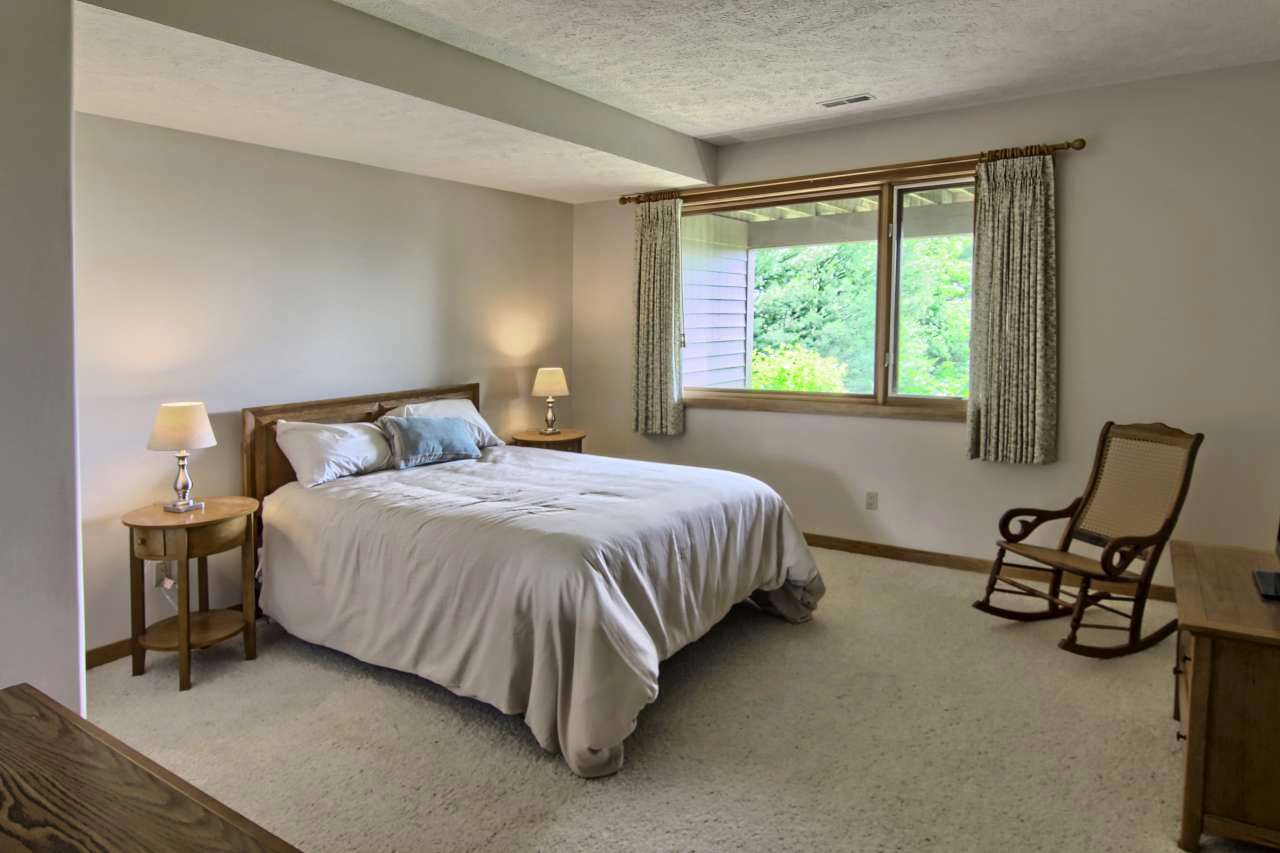 6284 Red Fox Run Traverse City, MI 49686 - Photo 26 of 36 1848837-25.JPG