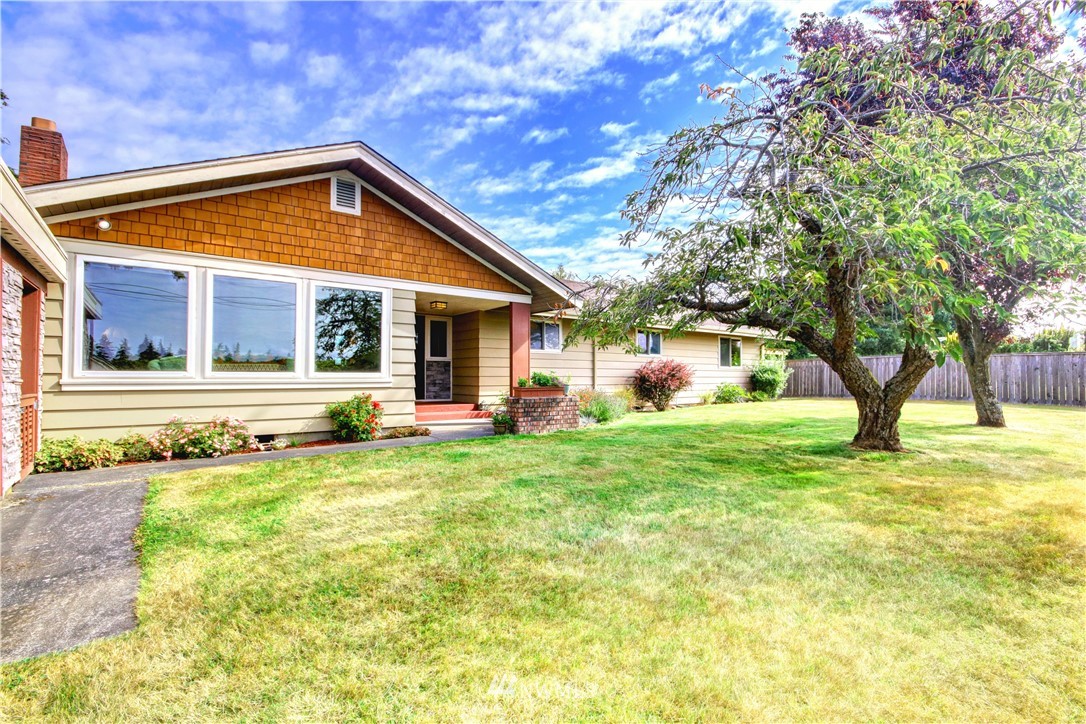 420 West Smith Road Bellingham, WA 98226 - Photo 2 of 40