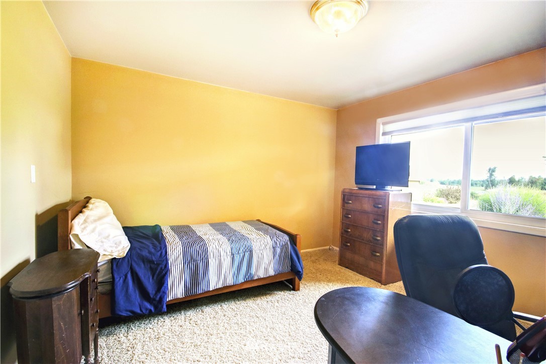 420 West Smith Road Bellingham, WA 98226 - Photo 18 of 40