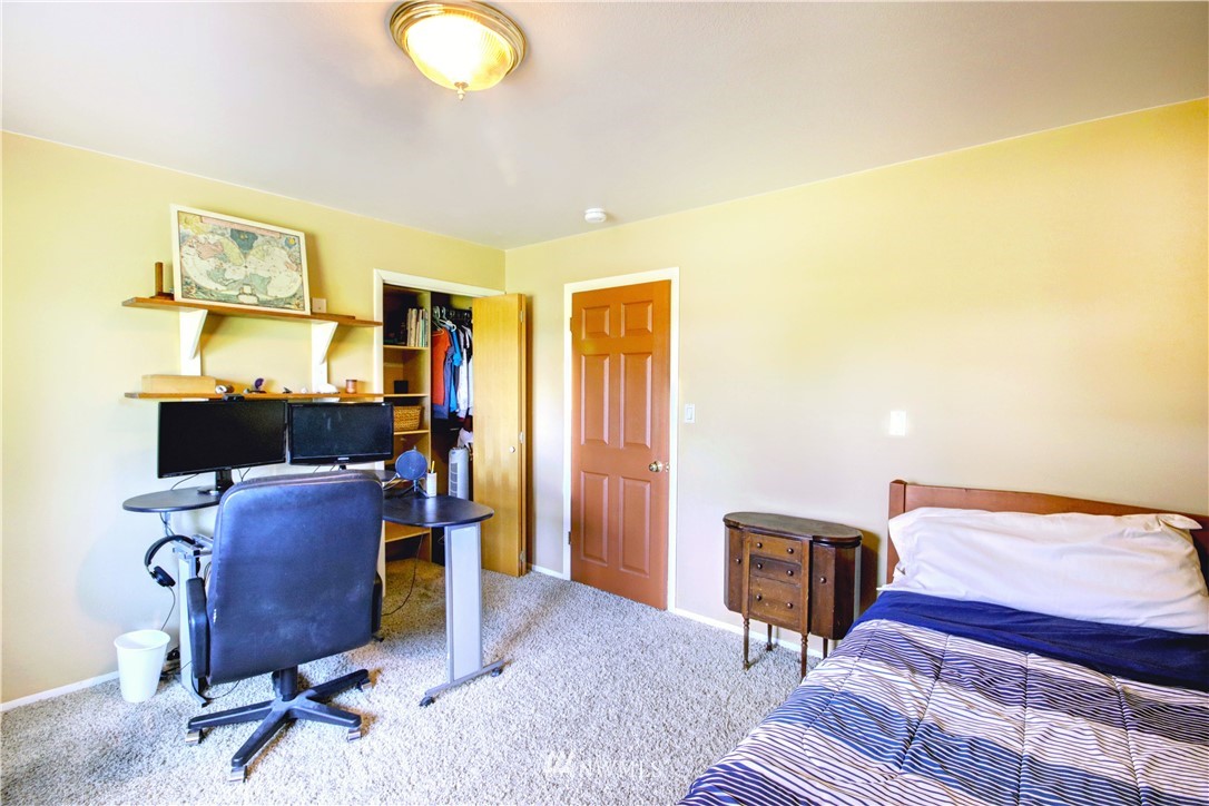420 West Smith Road Bellingham, WA 98226 - Photo 19 of 40