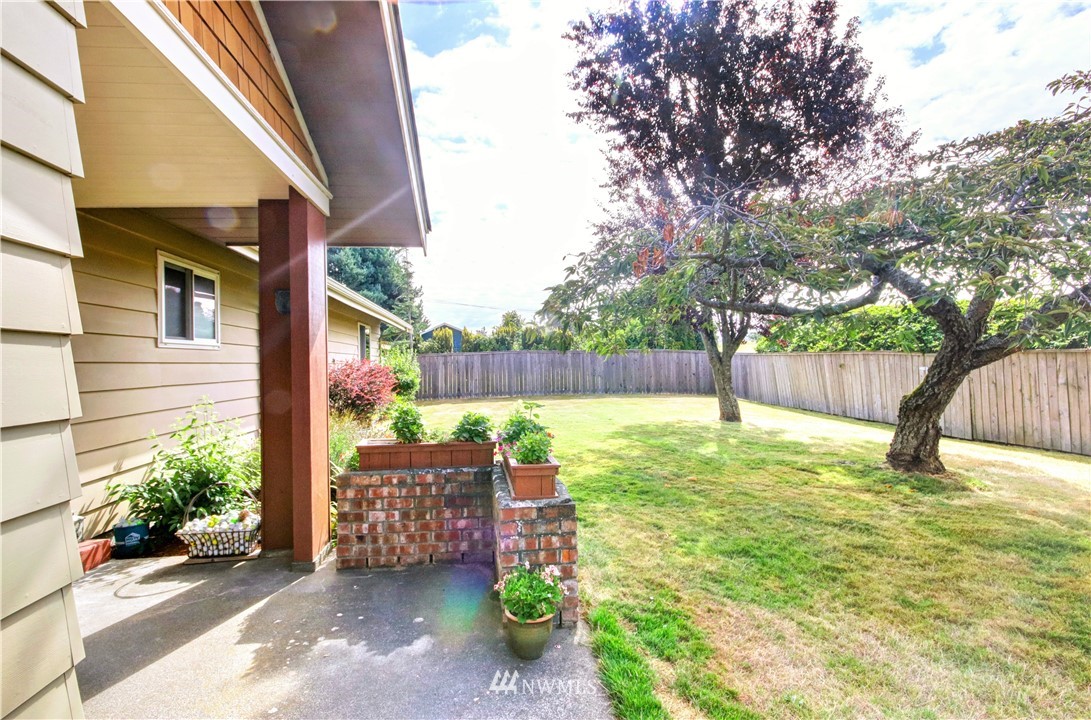 420 West Smith Road Bellingham, WA 98226 - Photo 3 of 40