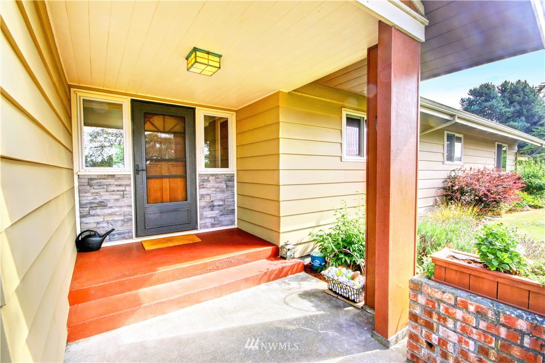 420 West Smith Road Bellingham, WA 98226 - Photo 4 of 40
