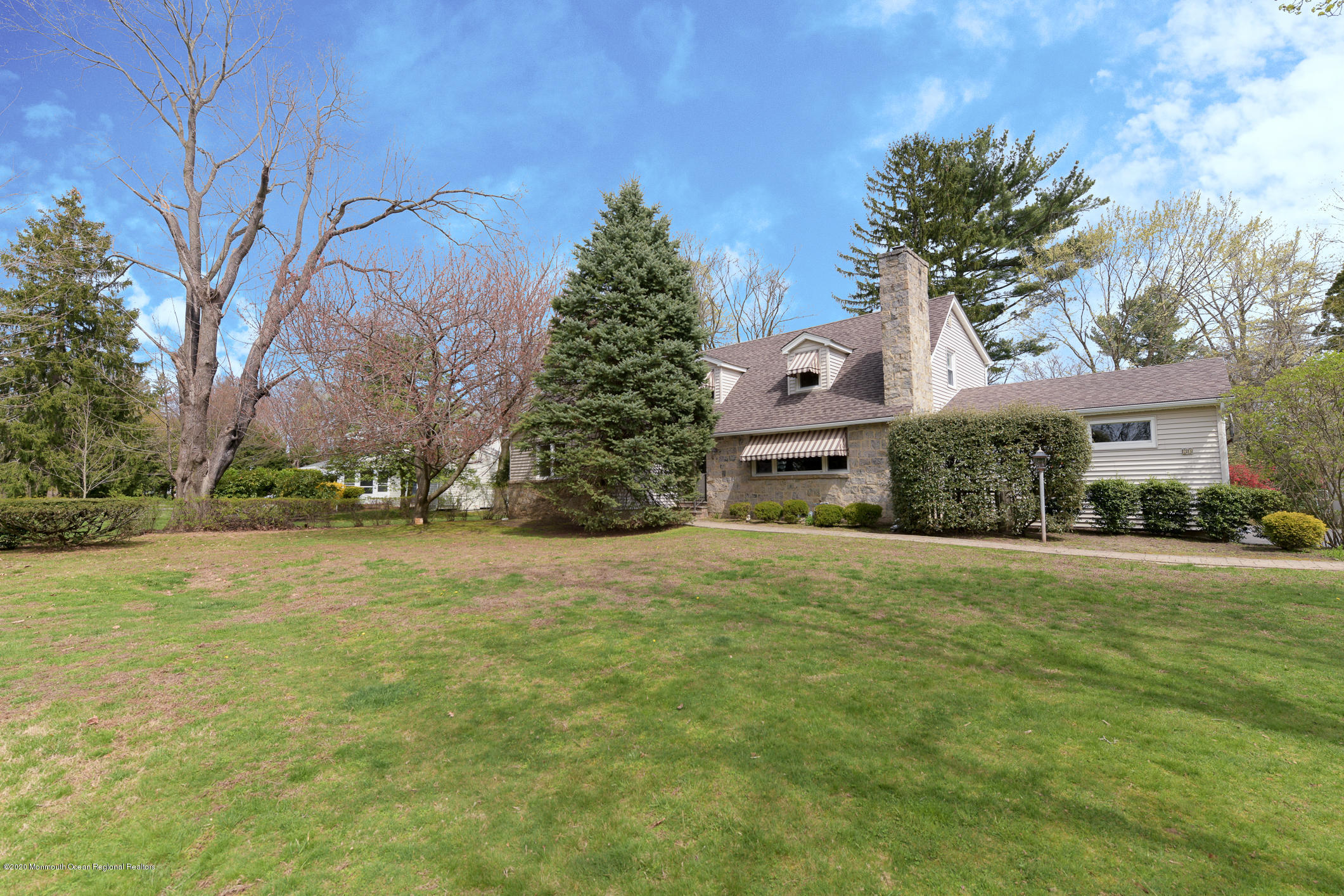 23 Garden Road Shrewsbury, NJ 07702 - Photo 2 of 36 SP1_5665