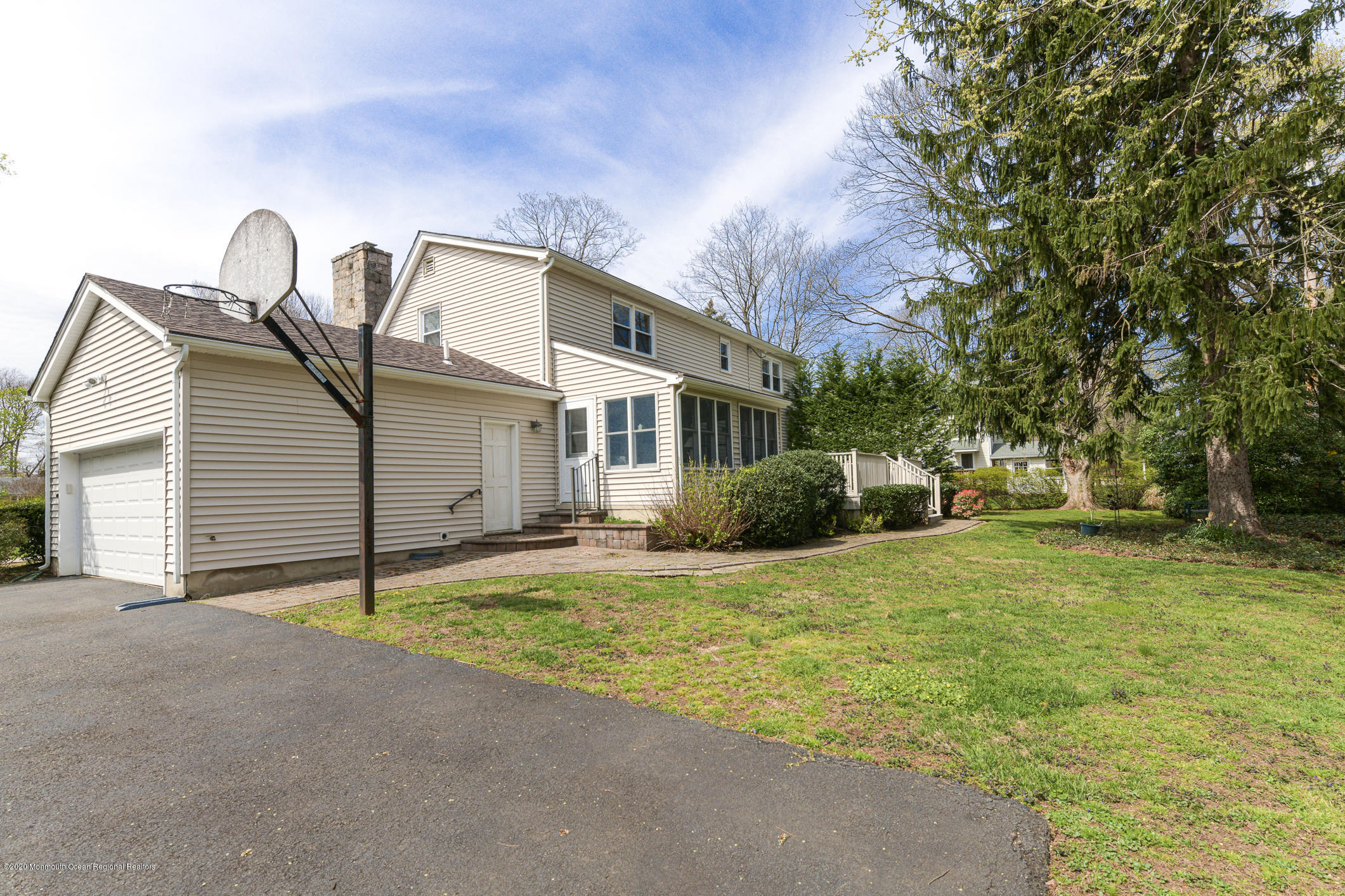 23 Garden Road Shrewsbury, NJ 07702 - Photo 32 of 36 SP1_5671