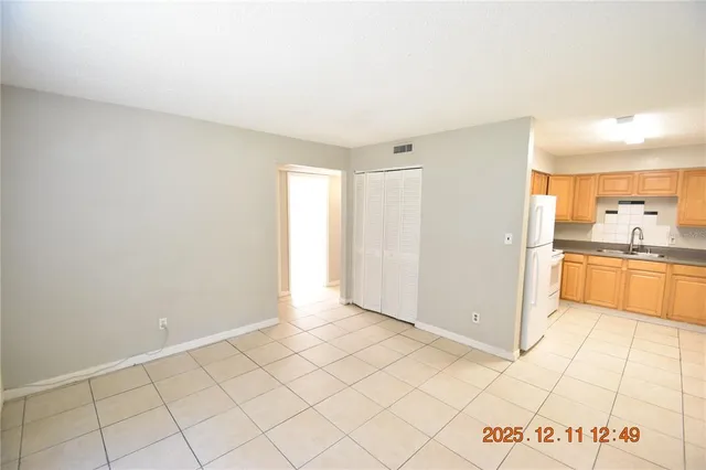 $1,195 | 2205 Irene Street, Lutz, FL 33559