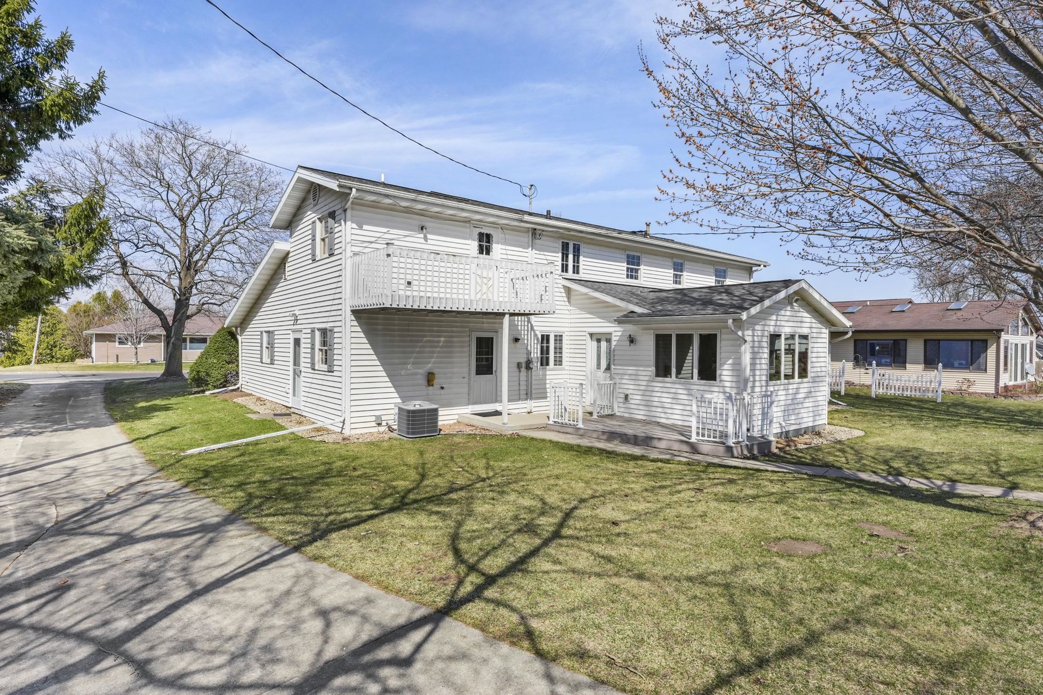 135 West Street Dane, WI 53529 - Photo 11 of 59