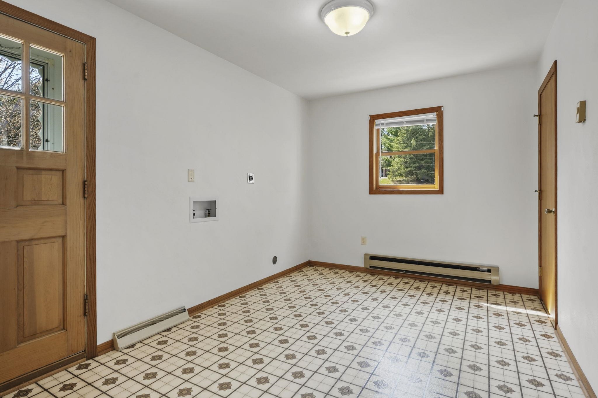 135 West Street Dane, WI 53529 - Photo 39 of 59