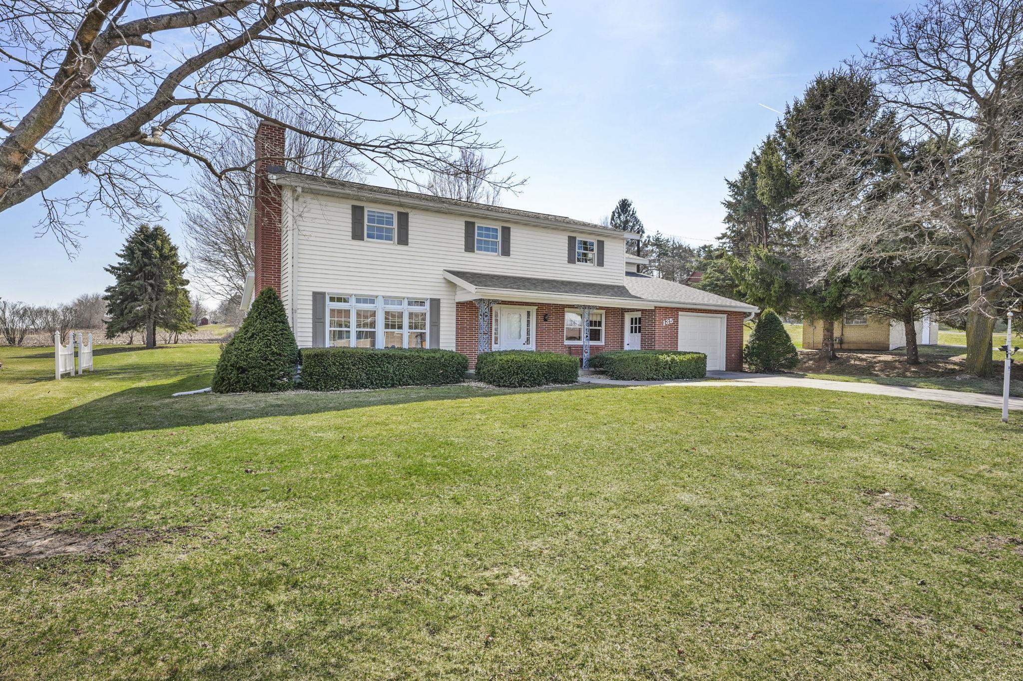 135 West Street Dane, WI 53529 - Photo 4 of 59