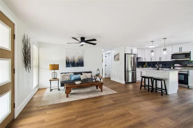 $2,750 | 1000 Hollywood Avenue, Clearwater, FL 33759