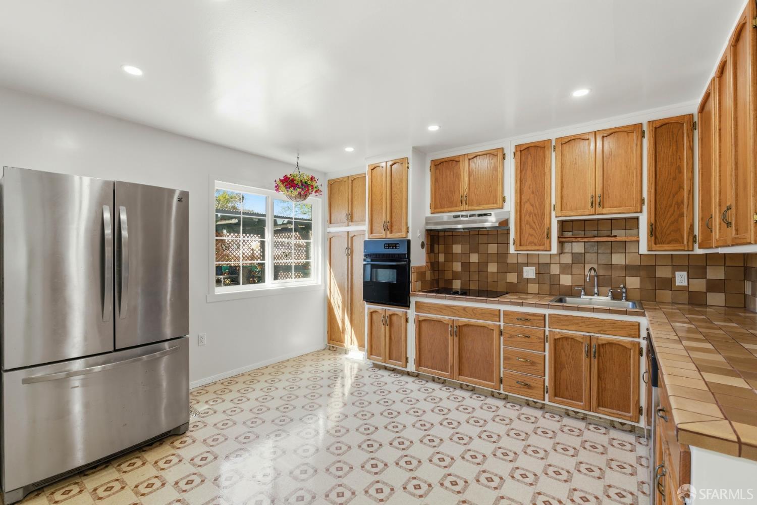 5880 Olinda Road El Sobrante, CA 94803 - Photo 7 of 26