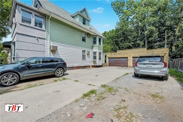 $1,650,000 | 945 East 15th Street | Midwood