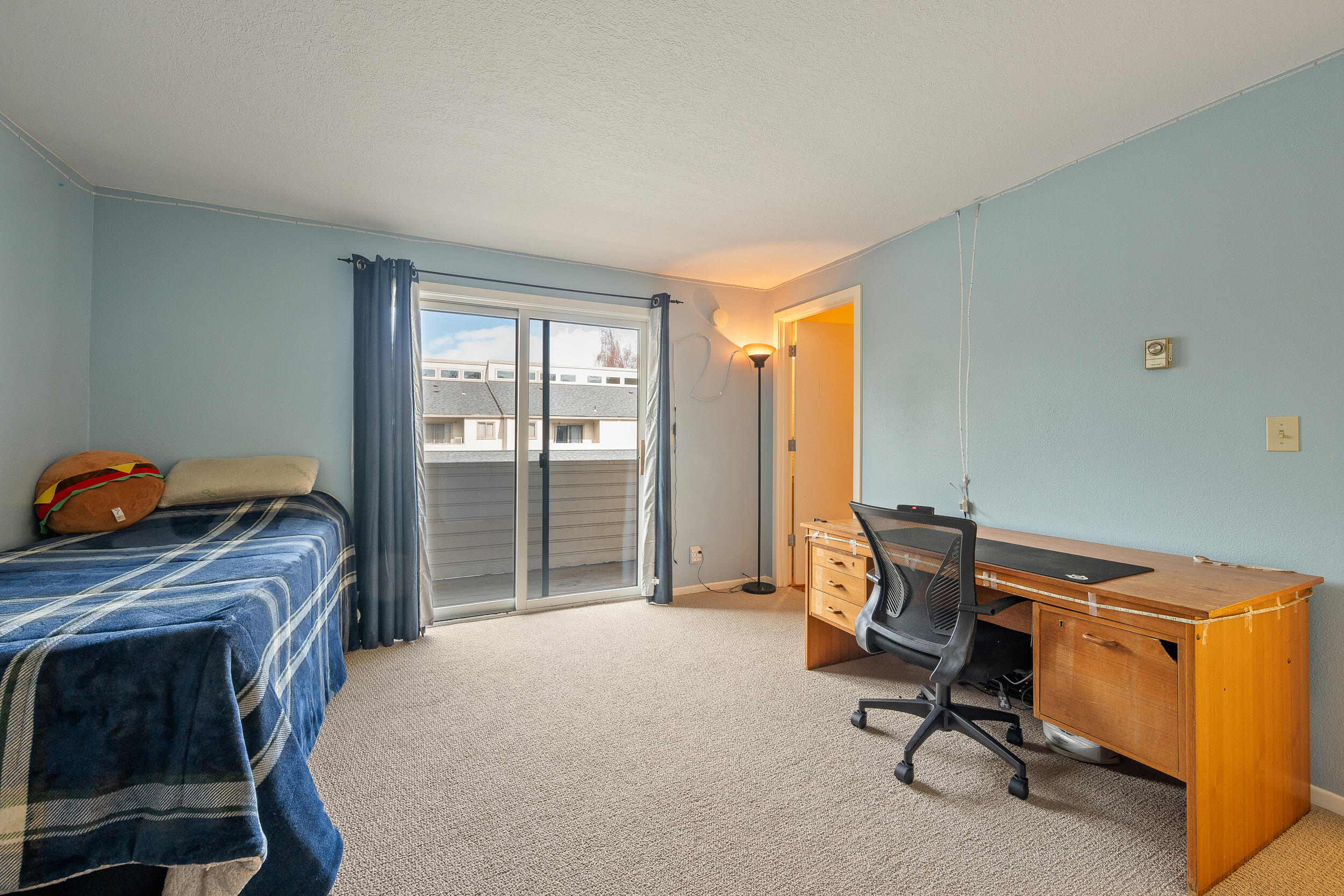 1050 Northeast Butler Market Road, Unit 2 Bend, OR 97701 - Photo 22 of 47 1050 ne butler market rd 2 - snowdrift v